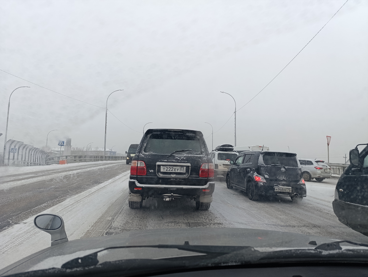 Снова пробка. 