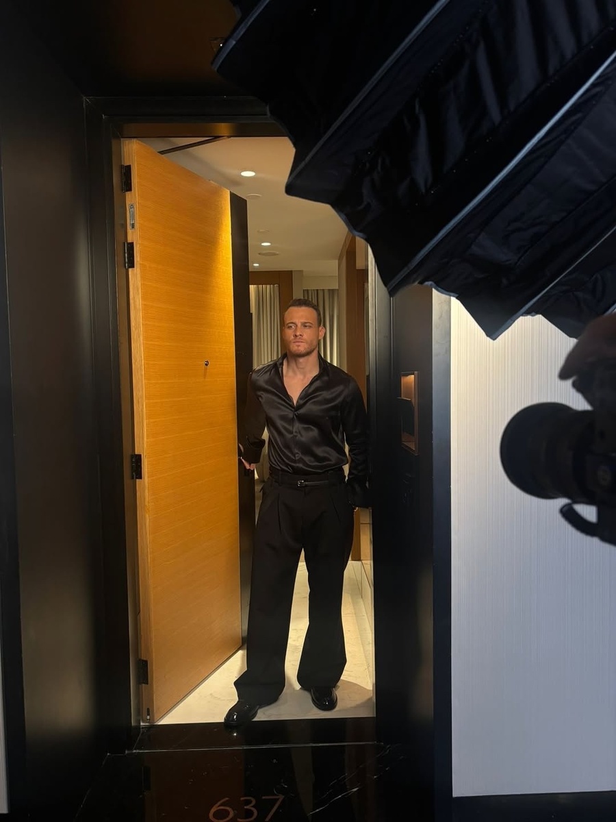 Пост Керема Бюрсина.