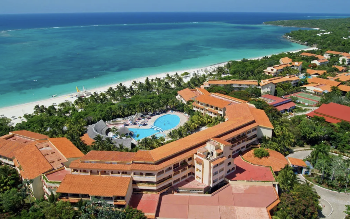 Sol Rio de Luna y Mares Resort 4*, Куба
