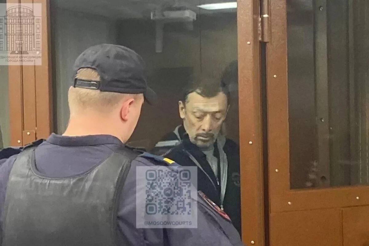    Обвиняемый в убийствах миллиардер Сулейманов остался в СИЗО до февраля