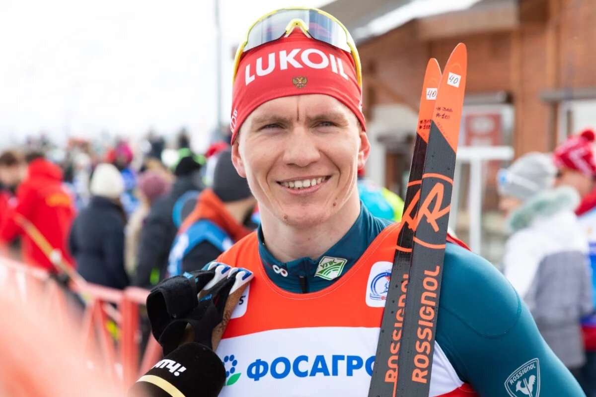    Большунов толкнул Бакурова после финиша полуфинала спринта на Кубке России