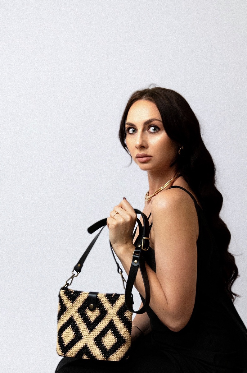 Сумка из рафии 