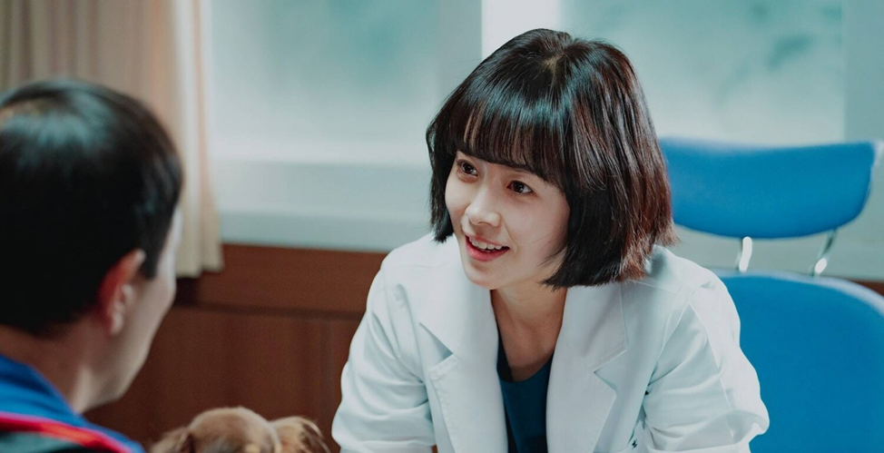 Дорама "За твоим прикосновением" 2023