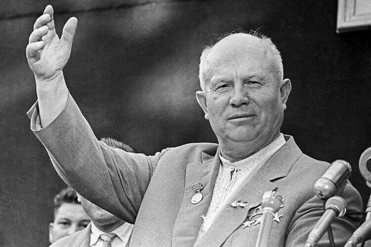 Хрущёв реформу языка поддержал, и это тоже был волюнтаризм?