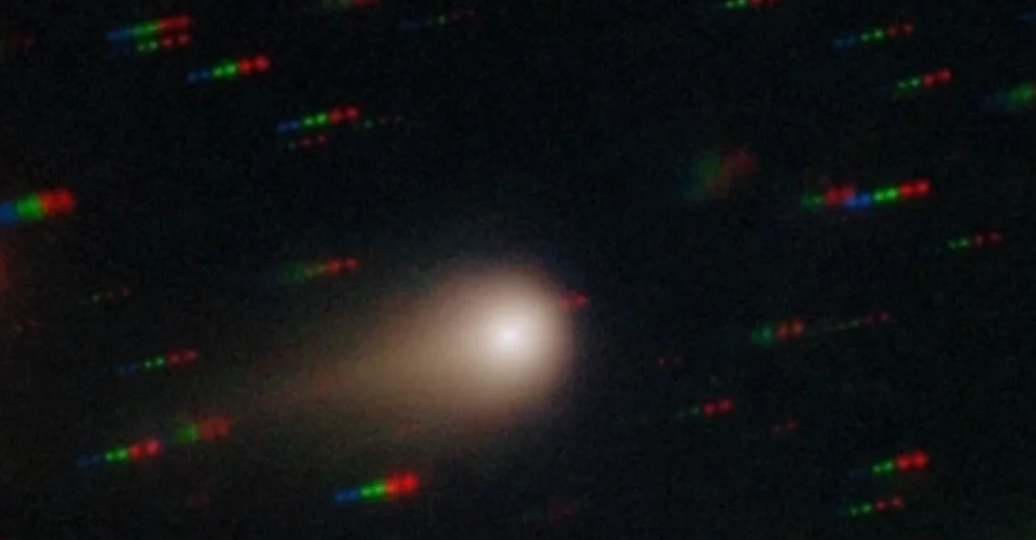 Что гналось за межзвёздным объектом 3I/ATLAS, и почему его манёвры выглядят как попытка уйти от преследования