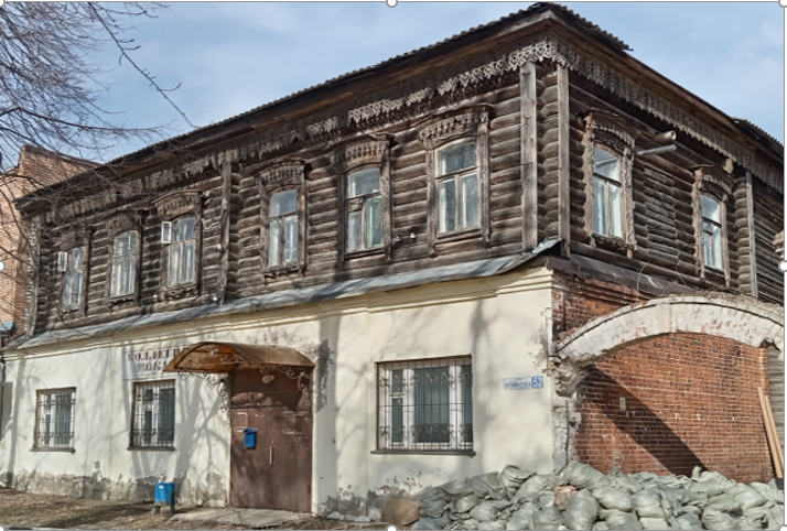 Бывший дом купца Маврина по ул. Войкова, 52