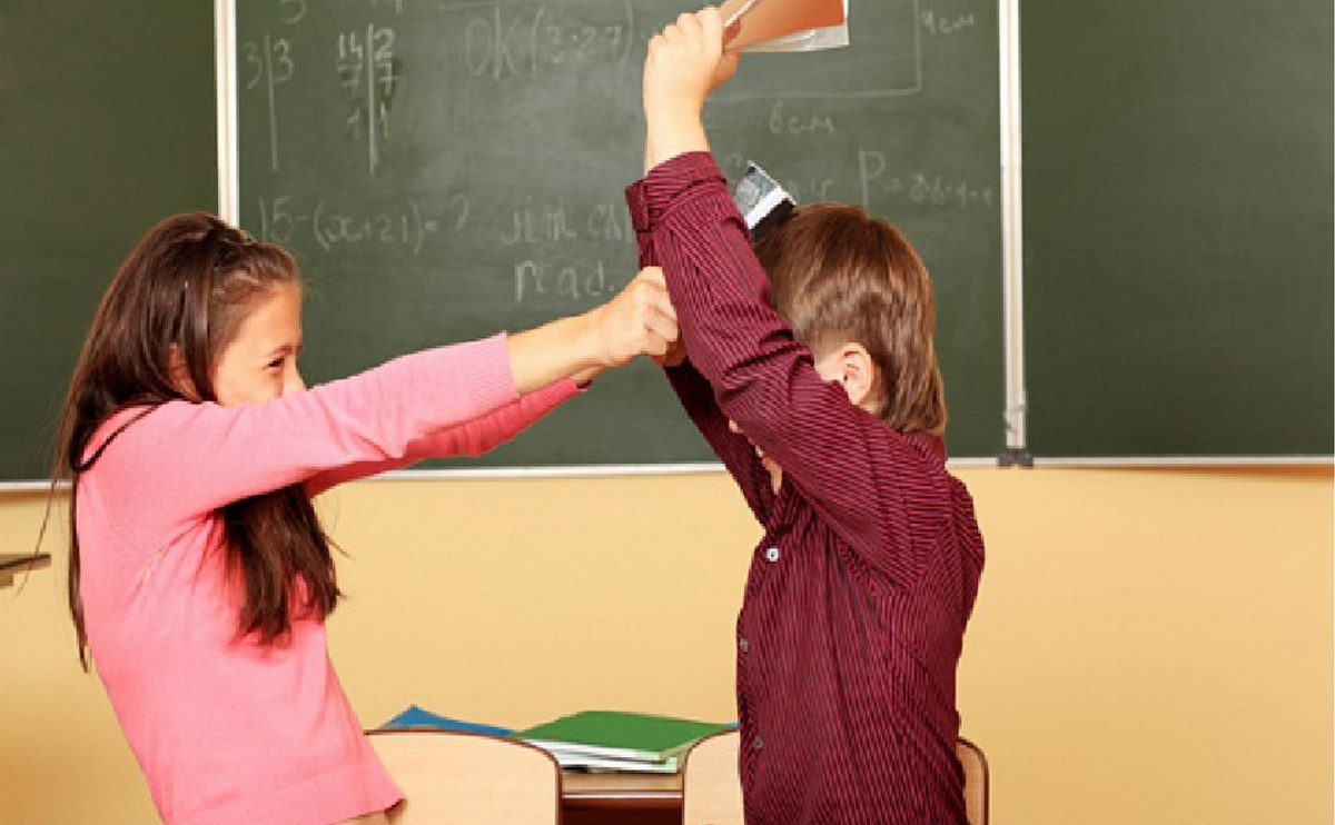 Если девочка вышла н ринг, она не девочка, она спарринг партнер.)