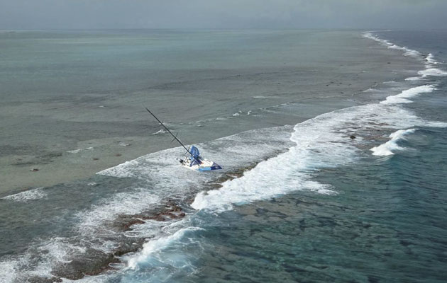 Рис. 3 Это определённо риф. Как гонщики не заметили его?