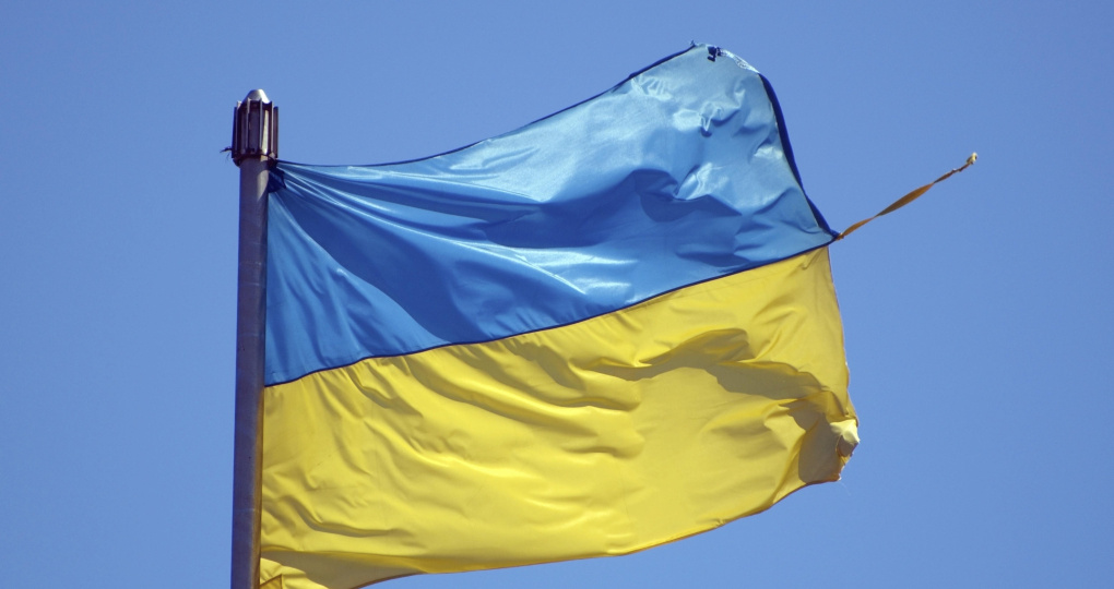 Украинский самолет с американскими военными грузовиками отправился в ОАЭ – СМИ