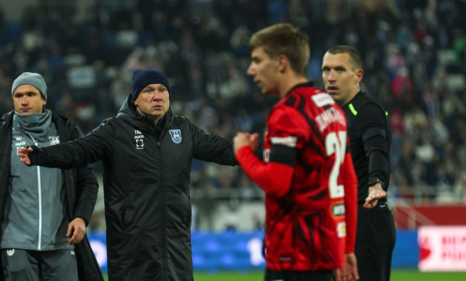    Андрей Талалаев славится своим эмоциональным поведением. Фото: ФК "Балтика"