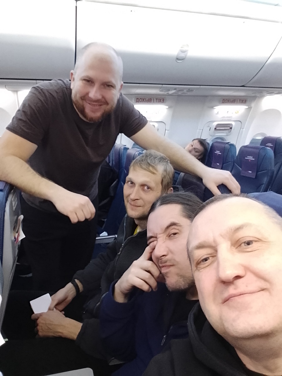 Группа ДУШЕГУБЫ. По пути в Москву. Фото из ВК-сообщества группы