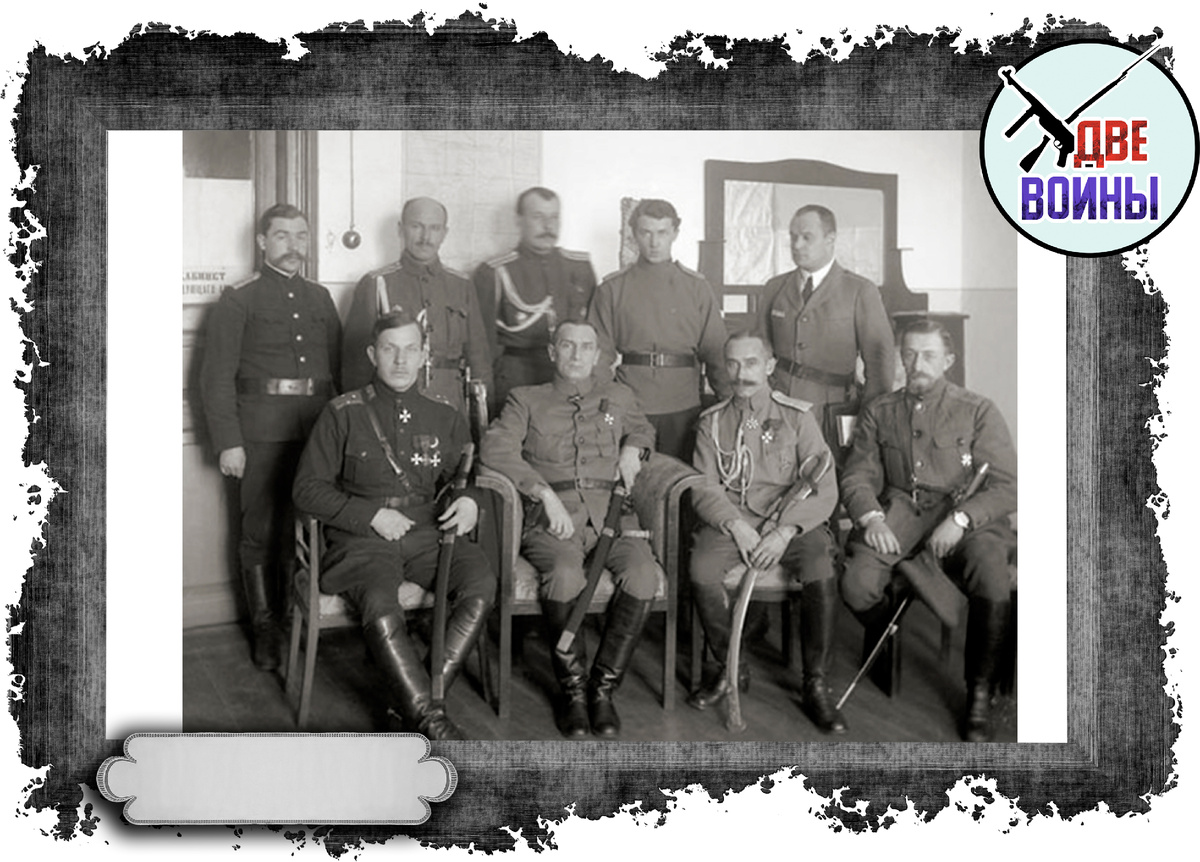 Колчак в штабе Сибирской армии. Фото в свободном доступе.