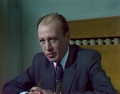 Кадр из фильма "Дело №11. Любой ценой". Скриншот.