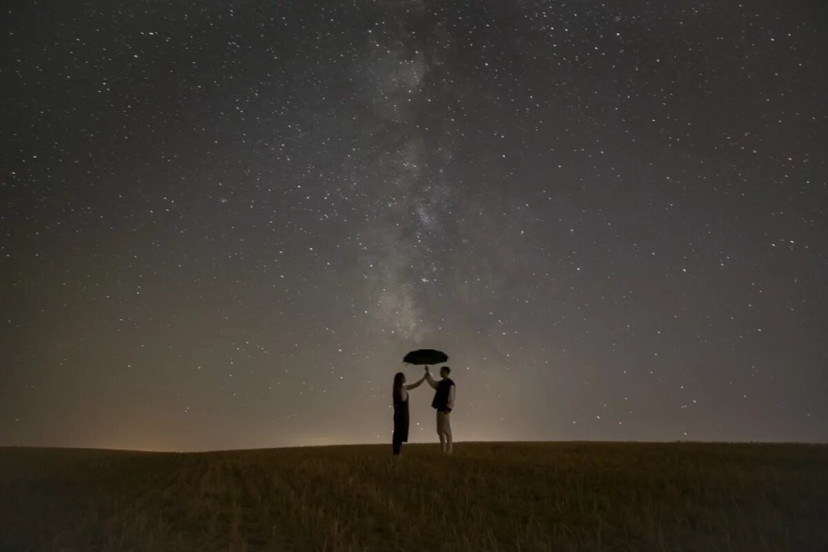    В декабре могут реализоваться как позитивные, так и негативные сценарии.