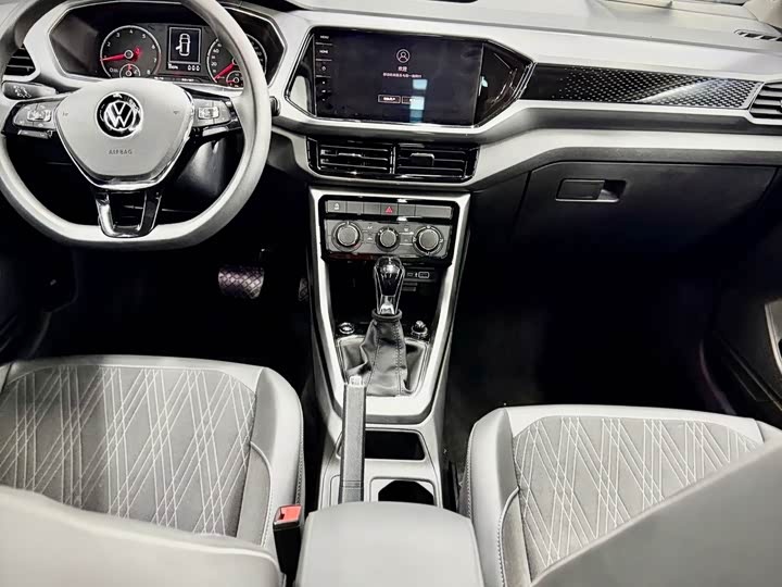 Фото салона, листайте.