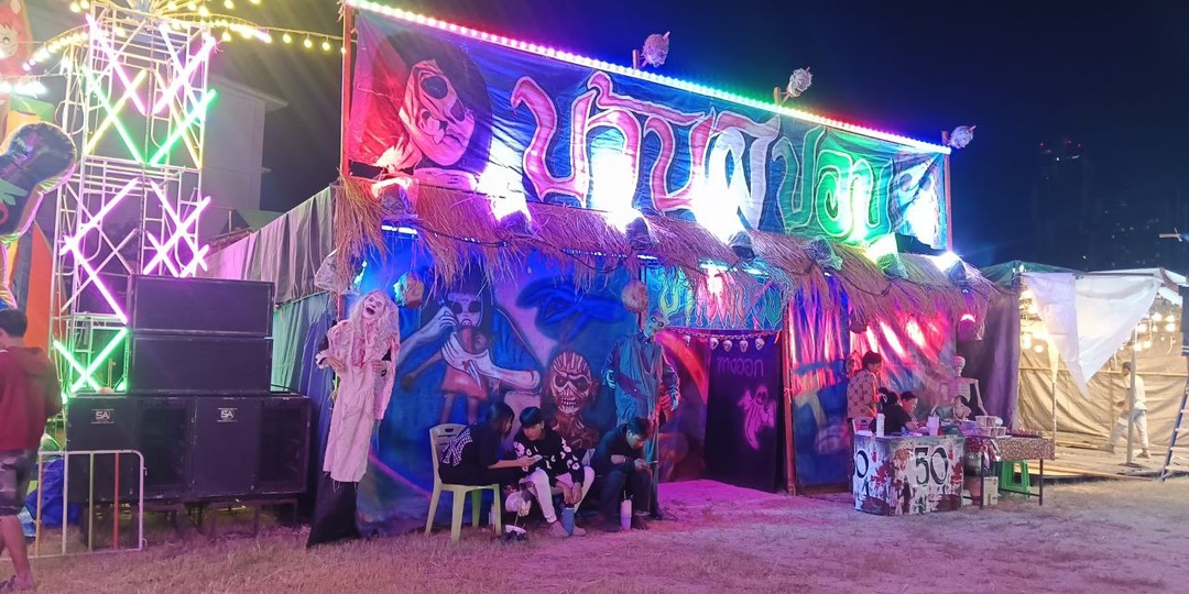 Парк аттракционов в Паттайе.