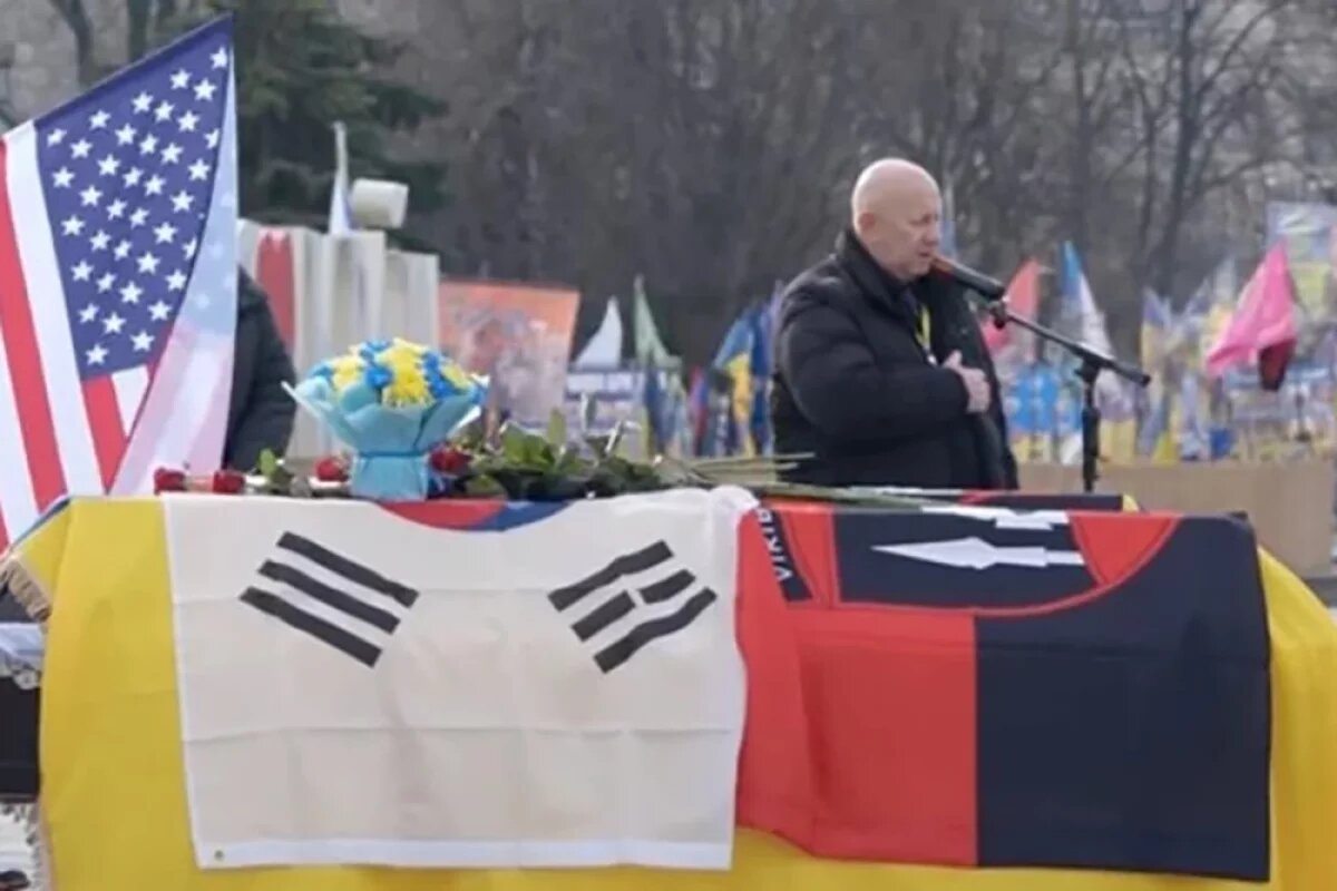    Наемника похоронили в Киеве вместе с американским «братом по оружию».