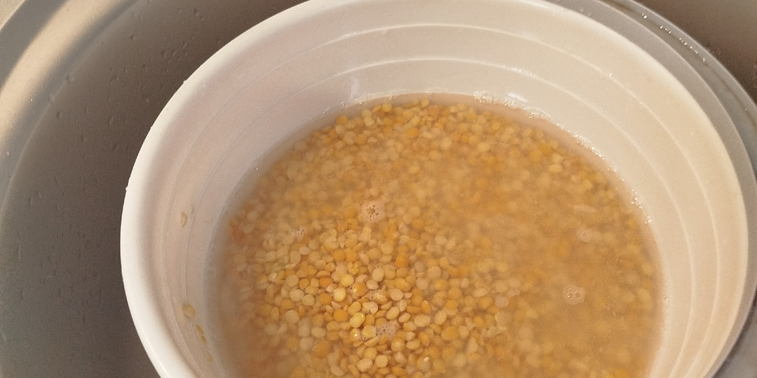 Гороховая каша с мясом в автоклаве. От какой каши я отказался.