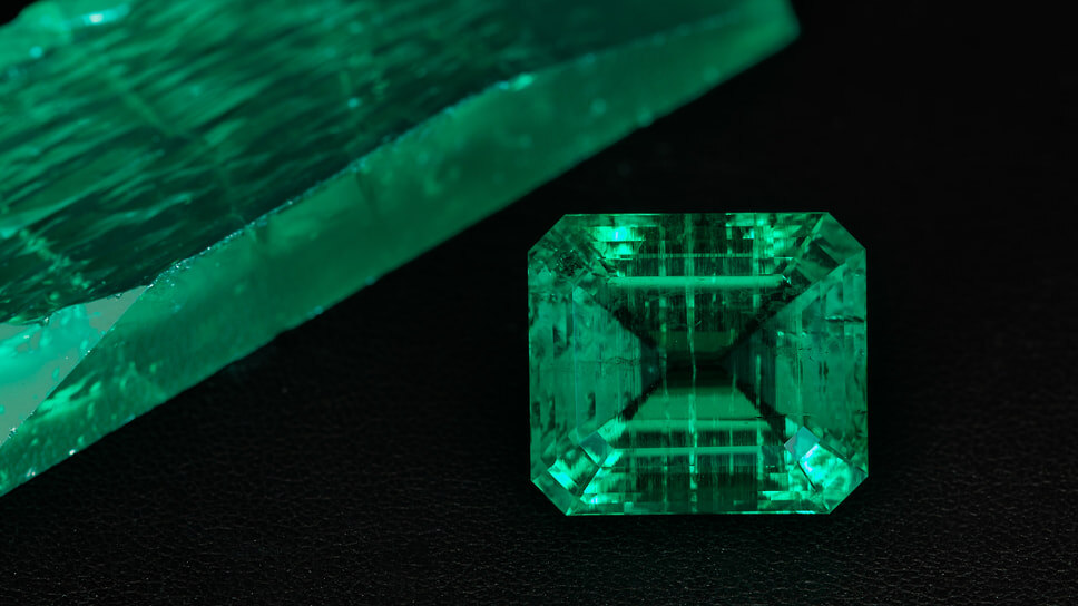 Искусственный изумруд от RusGems.📷Фото: RusGems