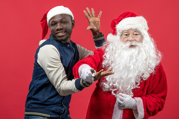 Особая популярность у музыкантов с Африканского континента, которые поют на французском и английском языках и перепевают, например, песни Boney M Фото: ru.freepik.com