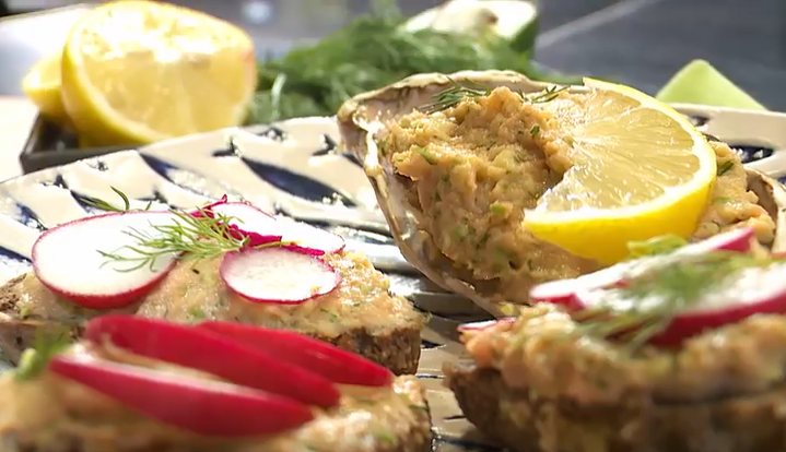     Красноярцам напомнили, какие продукты стоит включить в зимний рацион