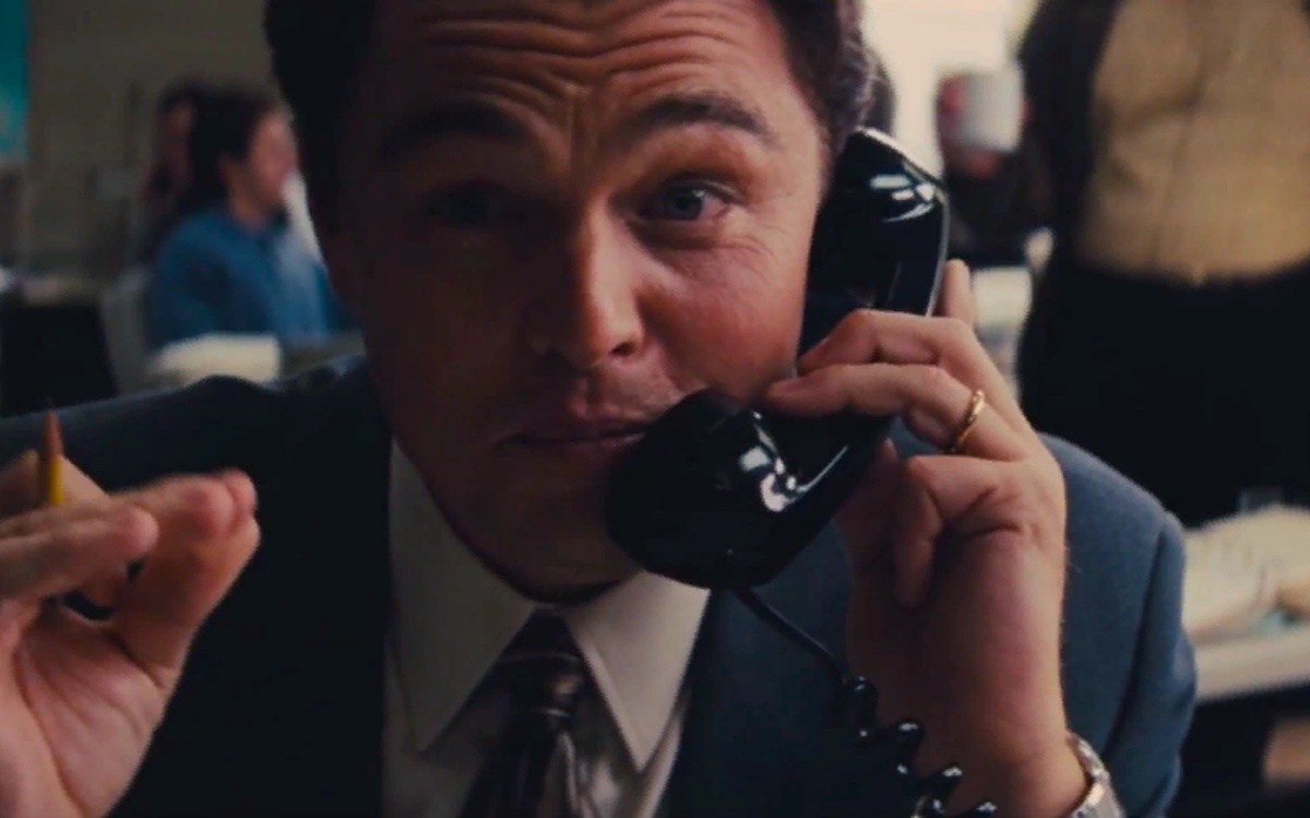 Тот кто смотрел фильм "Волк с Уолл-стрит" наверняка помнит эту фразу: "Вот почему я вам звоню, Джон, кое-что совершенно случайно попало мне в руки, это возможно лучший вариант, который я видел за полгода"