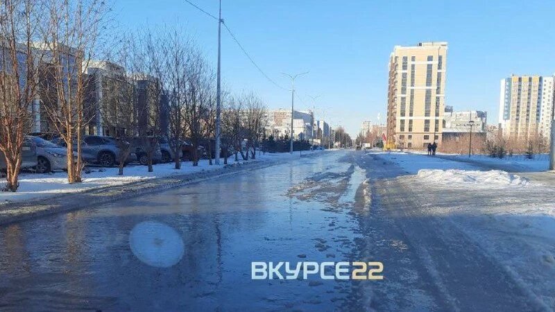     Потоп из-за аварии на водопроводе в Барнауле В КУРСЕ 22