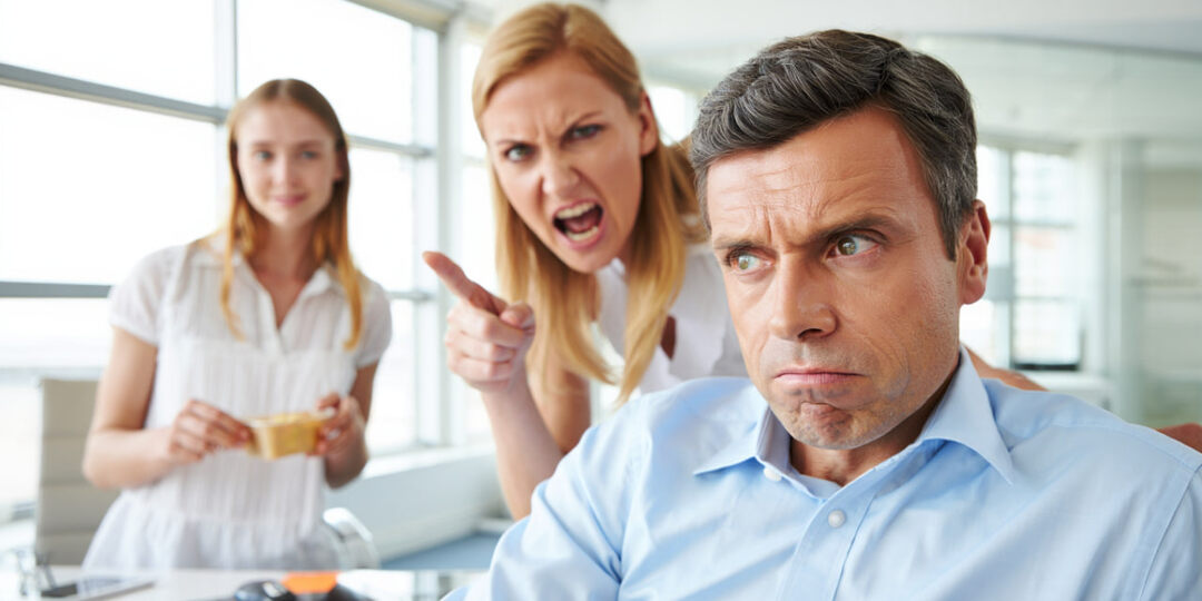 Светлана выгнала меня из дома без причины — три месяца я жил в офисе