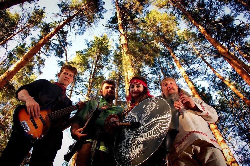    Фото: соцсети./ Фолк-проект - «Сирин»