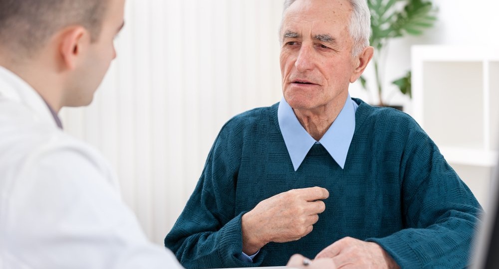 Хондроз — не приговор? Можно ли его вылечить, и что на самом деле происходит с вашим позвоночником