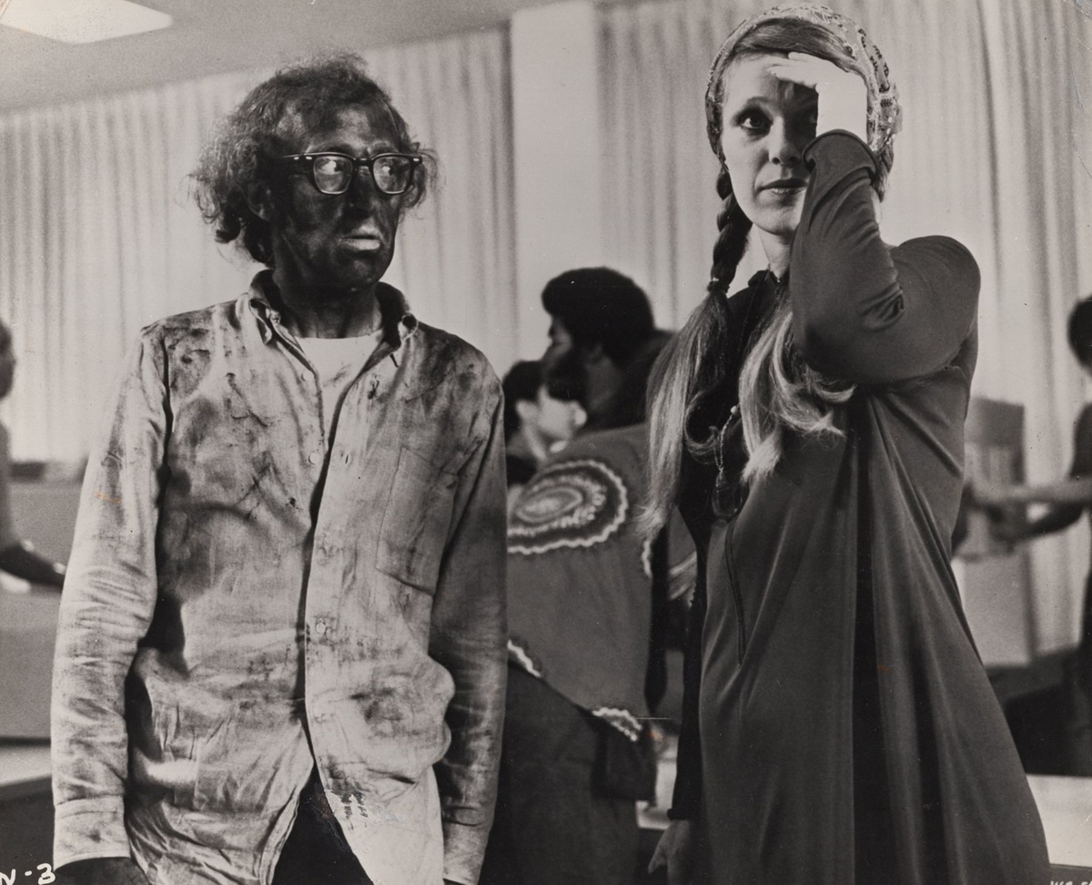 Вуди Аллен и Луиза Лассер на съемке «Бананов» (1971)