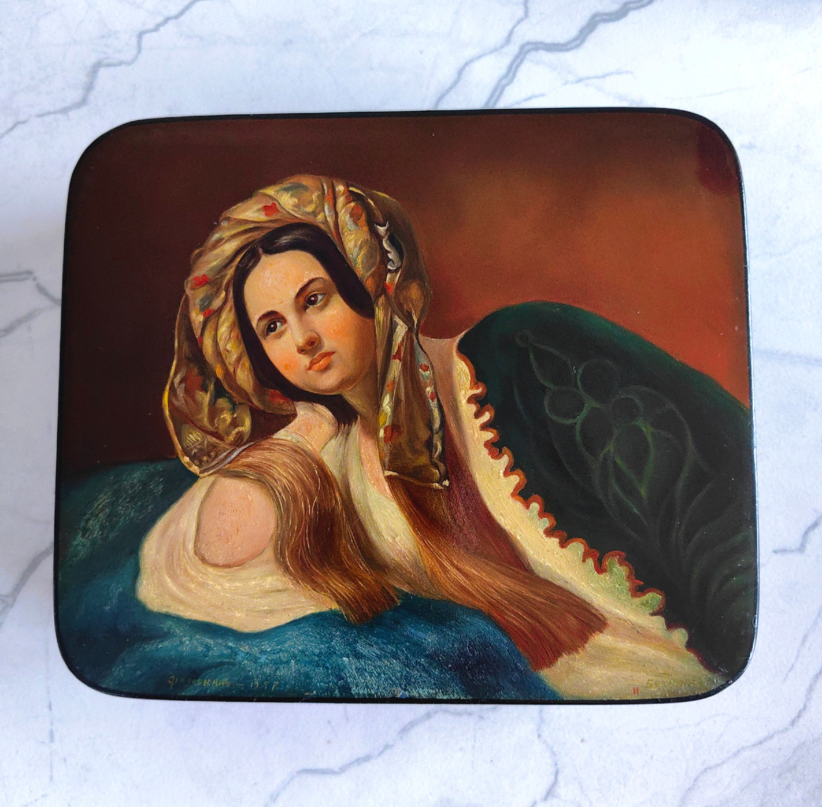 Только посмотрите как струятся пряди волос!