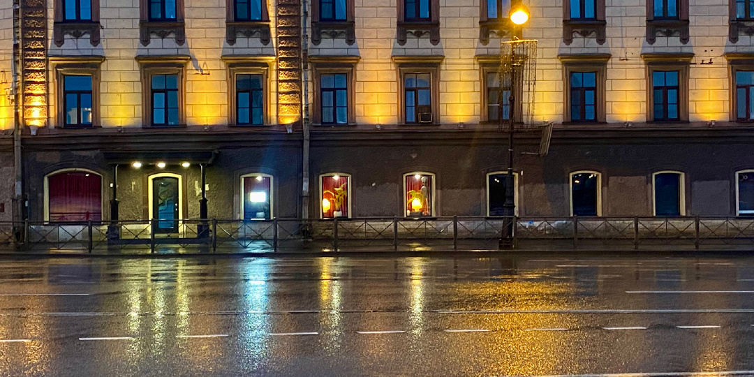 Ноябрь верен себе: солнца нет, моросит...