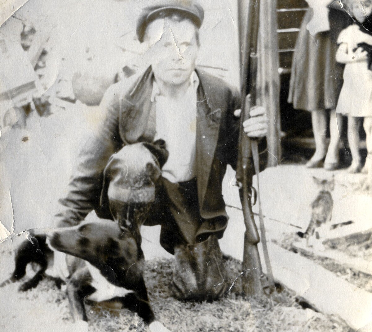 Фотография из домового музея Татьяны Павловны Петровой (Петуховой)