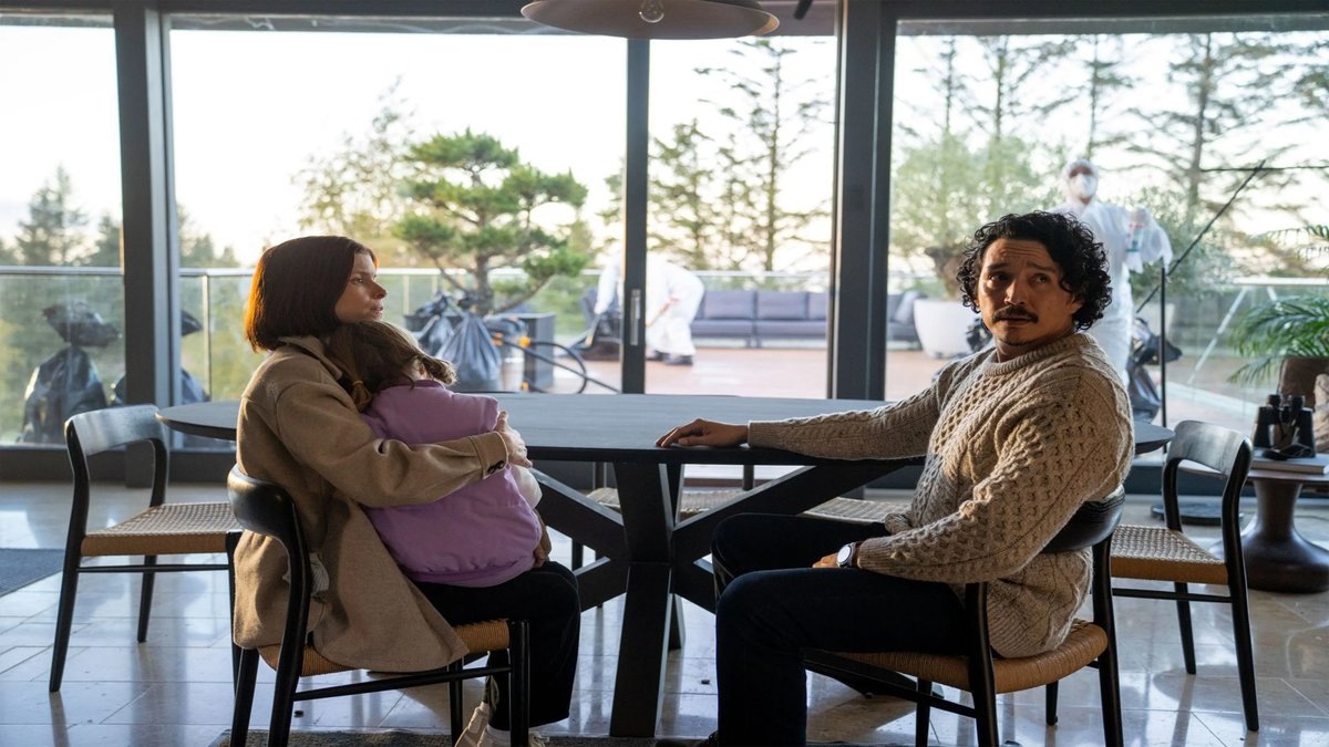 Астронавт 2025 фильм - актеры и рейтинг, фильм о возвращении астронавта, космический хоррор 2025