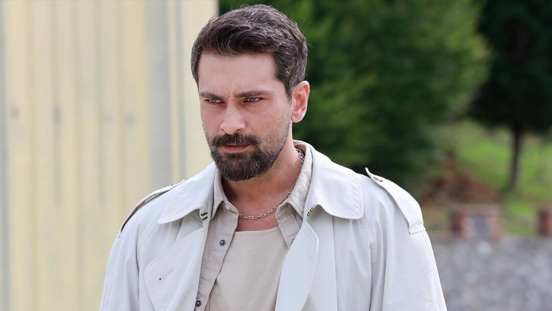 кадр из сериала "Невиновный подсудимый"