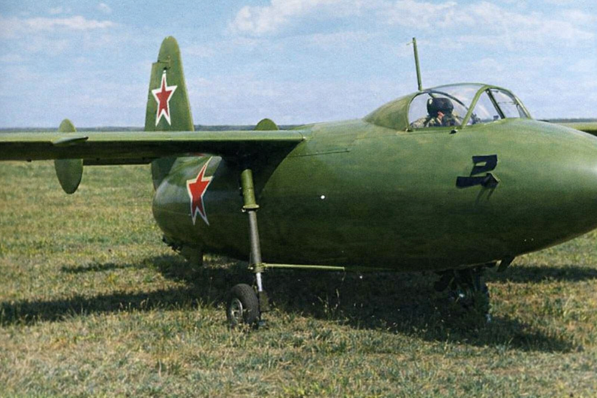  Самолет "4302"