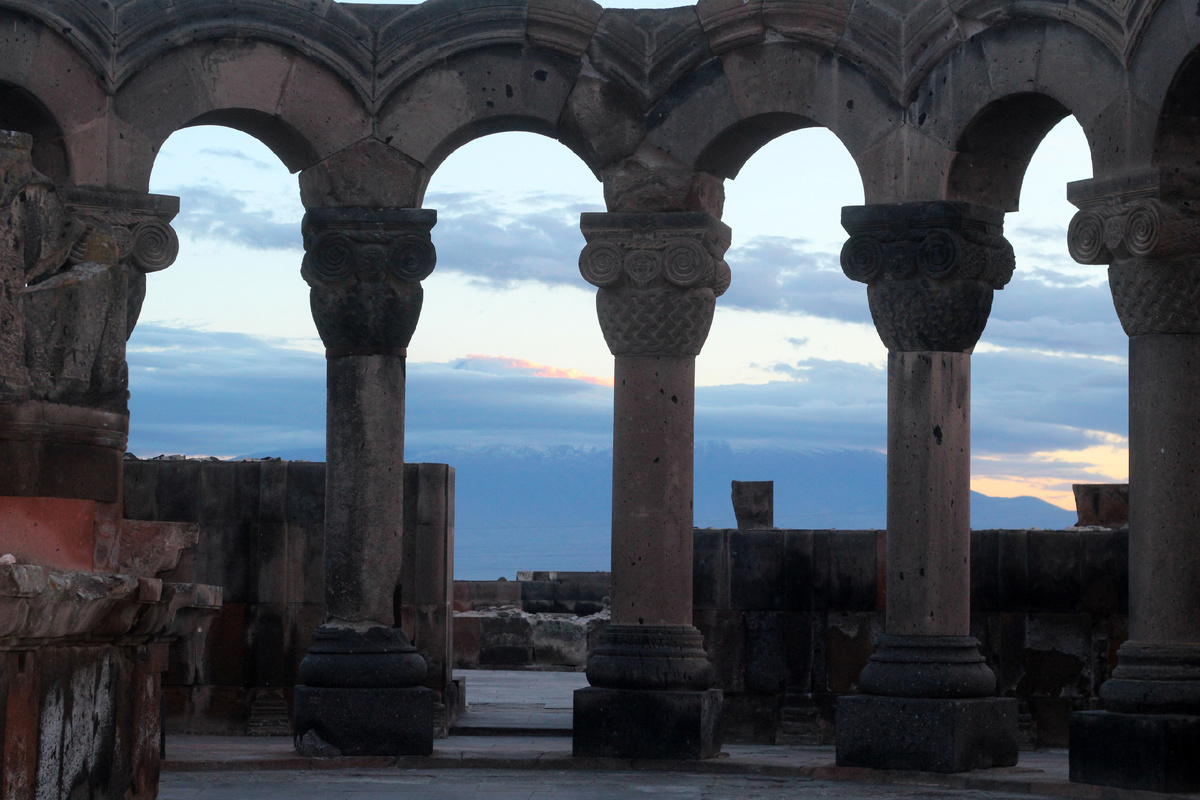 Храм Звартноц (бдящих ангелов).