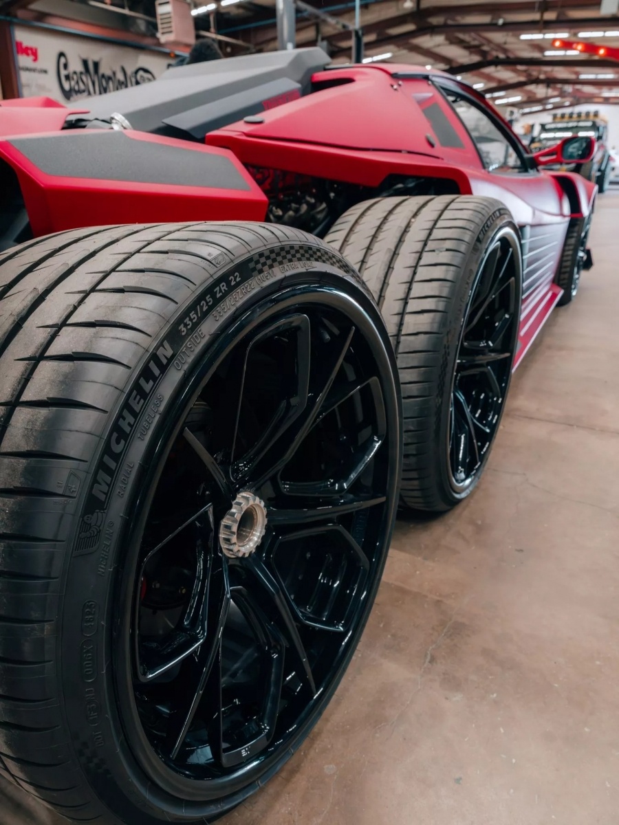 Листайте вправо, чтобы увидеть больше изображений