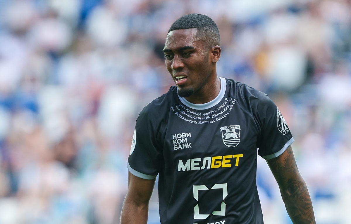    Футболист "Балтики" Кевин Андраде  Виталий Невар/ТАСС