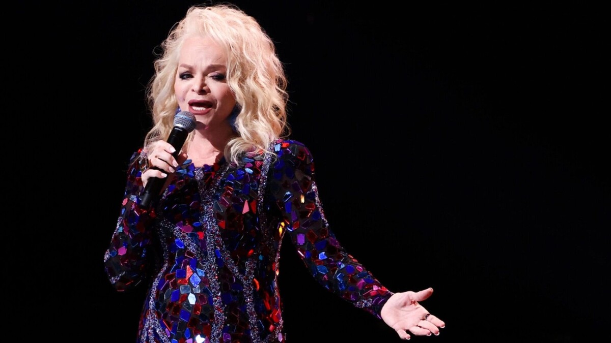 Певица Лариса Долина страдает от хейтеров и ботов в Сети. Фото: Артем Геодакян, ТАСС