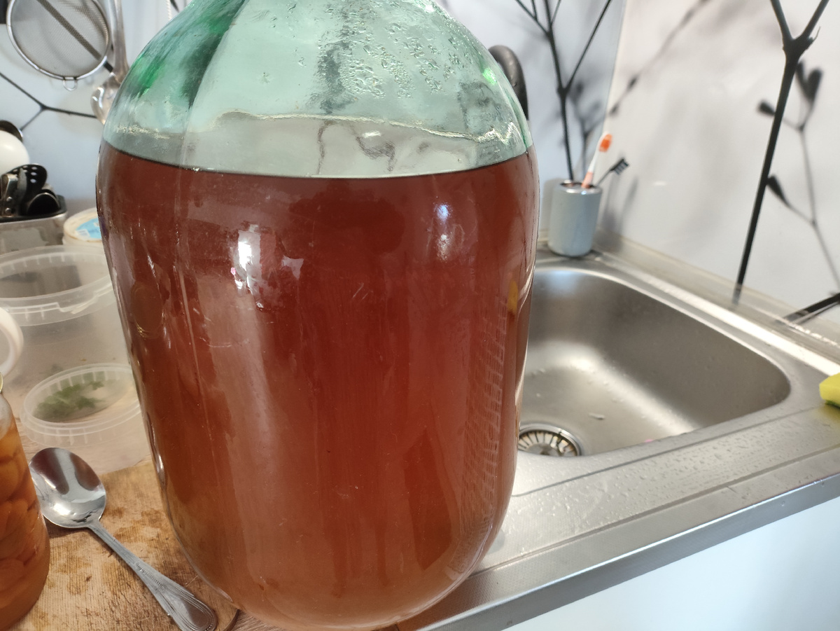 Белое определила