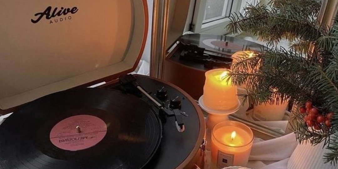 5 ошибок новогоднего декора, из-за которых интерьер выглядит дешево