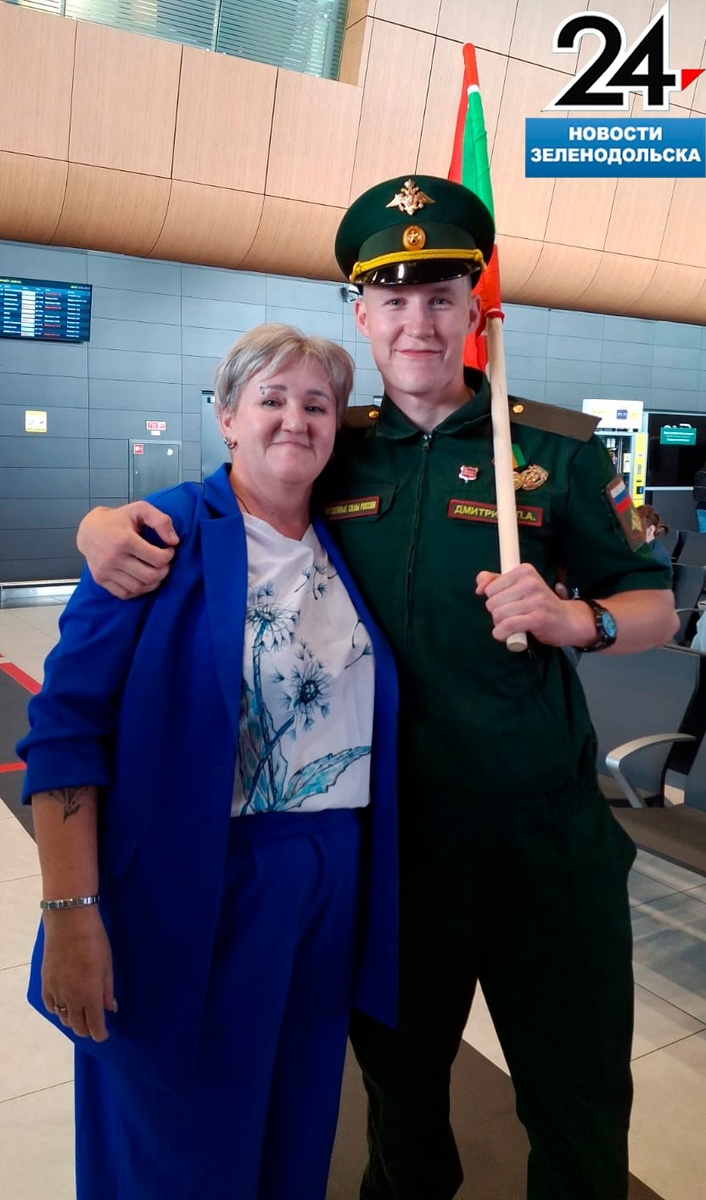 Павлу — 22 года, недавно вернулся со службы. Провожали в армию мальчишку, а домой вернулся «ветераном», сейчас оформляет документы «участника боевых действий»