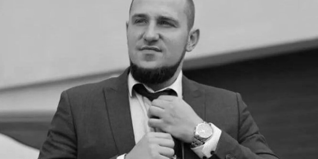 Мужчина умер во время пересадки волос: разбор новости