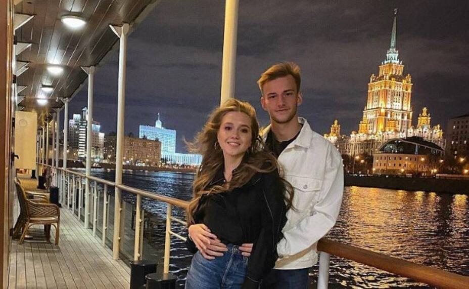    Константин Кучаев и Елена Радионова счастливы вместе. Фото: Соцсети