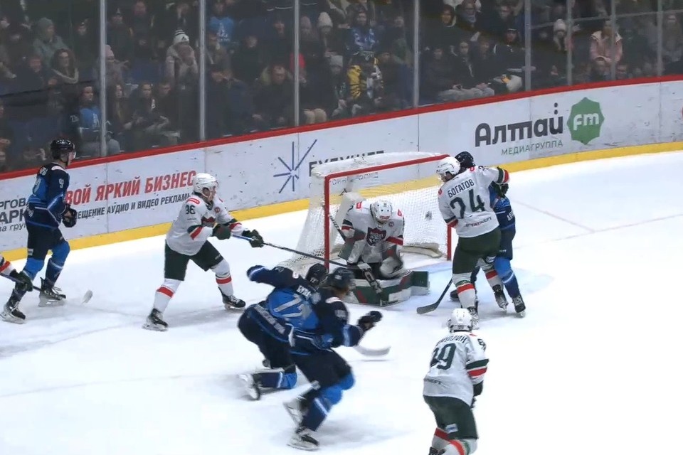    Гол Оскара Булавчука. Скриншот трансляции ВХЛ