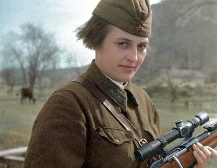 Людмила Павличенко: «Леди Смерть» — легендарная женщина-снайпер