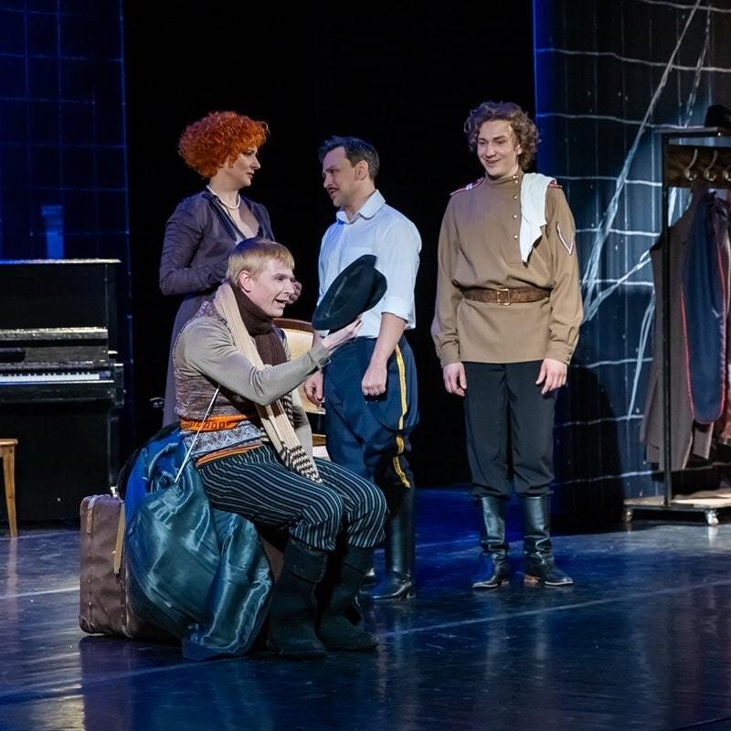 Листайте вправо, чтобы увидеть больше изображений