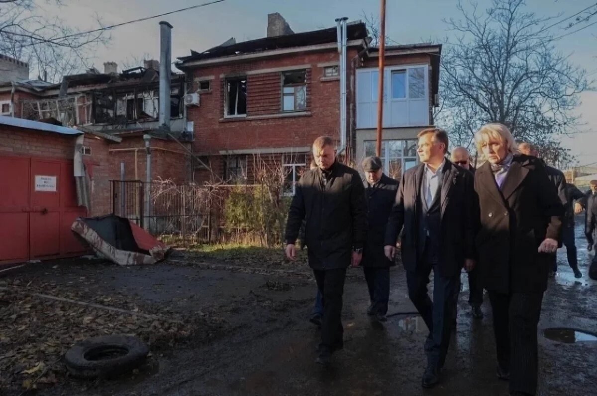    В Таганроге заменят почти 300 поврежденных окон в домах после атаки ВСУ